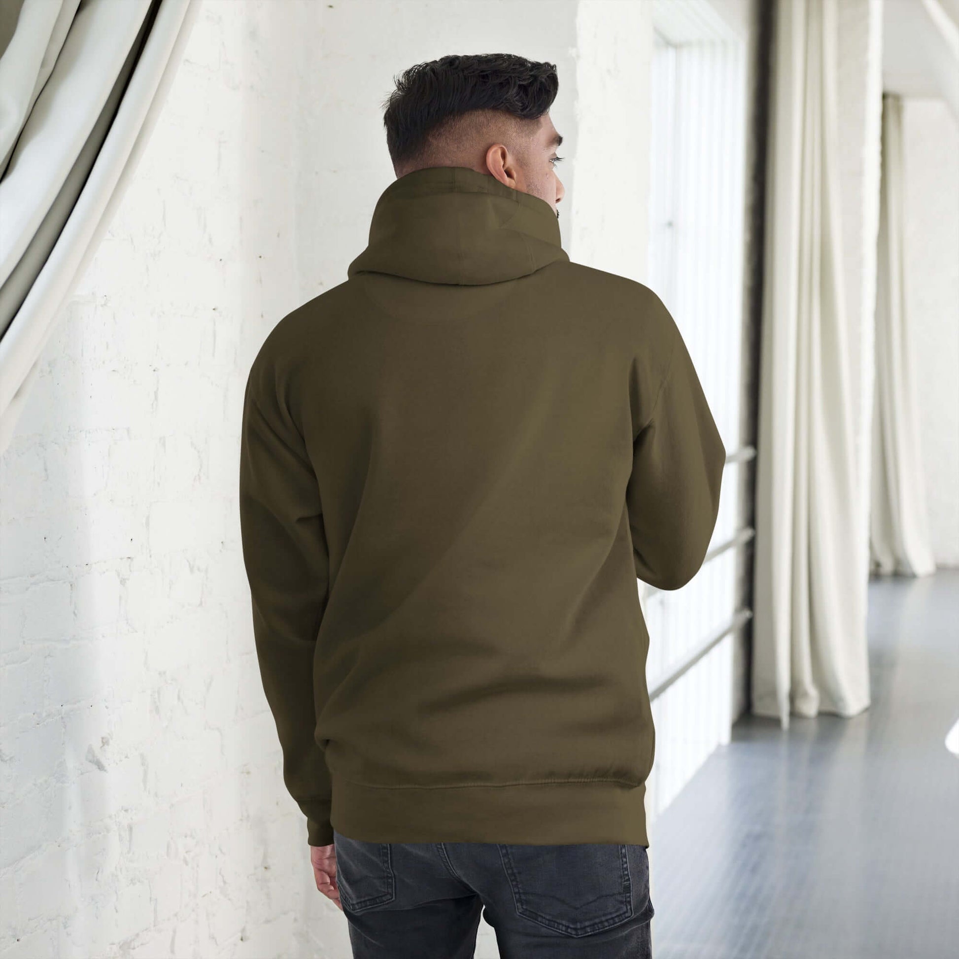 “No Comfort in the Growth Zone” Premium Hoodie – Mental Toughness Series for athletes | PeakFit Apparel